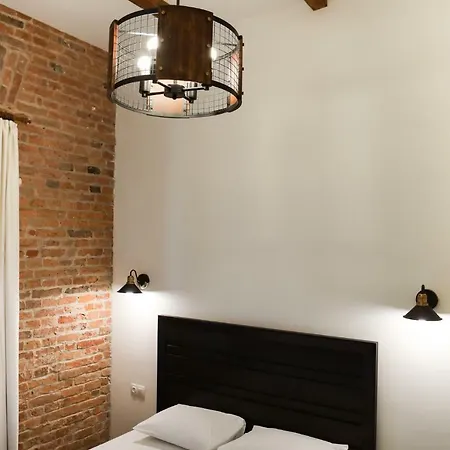 Contessa 아파트 *